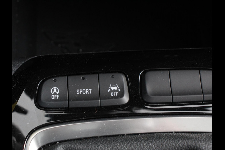 Opel Corsa 1.2 GS Panorama dak Digitale Cockpit Climate Control Dab Camera Parkeersensoren Cruise control LED Verwarmde voorstoelen Stuurwiel verwarmd Navigatie Climate control Apple carplay/ Android Auto Parkeer sensoren voor en achter