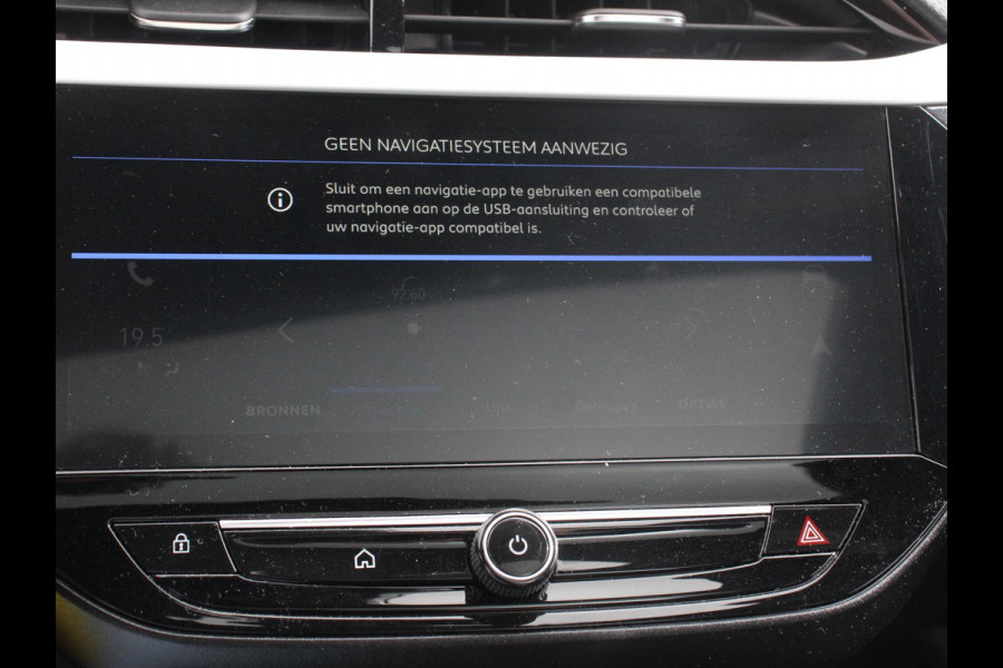 Opel Corsa 1.2 GS Panorama dak Digitale Cockpit Climate Control Dab Camera Parkeersensoren Cruise control LED Verwarmde voorstoelen Stuurwiel verwarmd Navigatie Climate control Apple carplay/ Android Auto Parkeer sensoren voor en achter