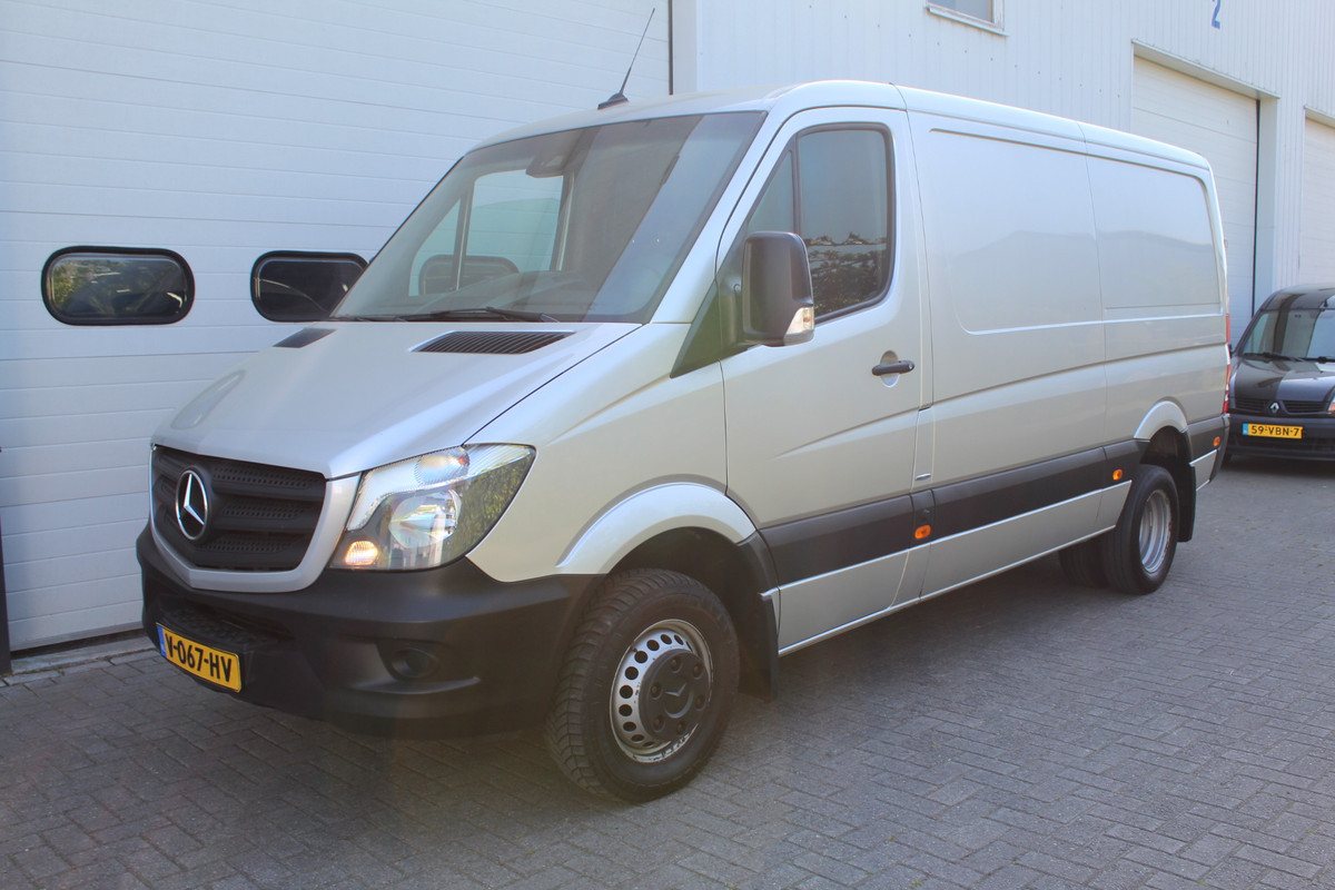 Mercedes-Benz Sprinter 519 3.0 CDI V6 Euro6 DSG7-automaat L2H1 ✓ 1e eigenaar ✓ dubbel lucht ✓ trekhaak Mercedes-Benz Sprinter 519 3.0 CDI V6 Euro6 DSG7-automaat L2H1 ✓ 1e eigenaar ✓ dubbel lucht ✓ trekhaak