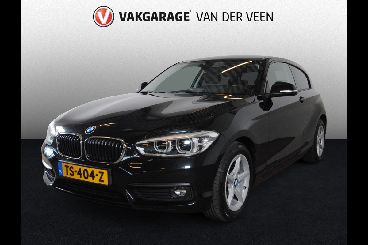BMW 1-serie 118i Executive BMW 1-serie 118i Executive
