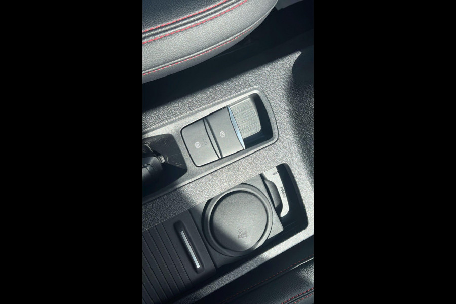 Ford Kuga 1.5 EcoBoost ST-Line X | Winterpakket | Adaptieve Cruise Control | Head-up Display | Electrische achterklep