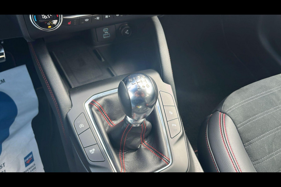 Ford Kuga 1.5 EcoBoost ST-Line X | Winterpakket | Adaptieve Cruise Control | Head-up Display | Electrische achterklep