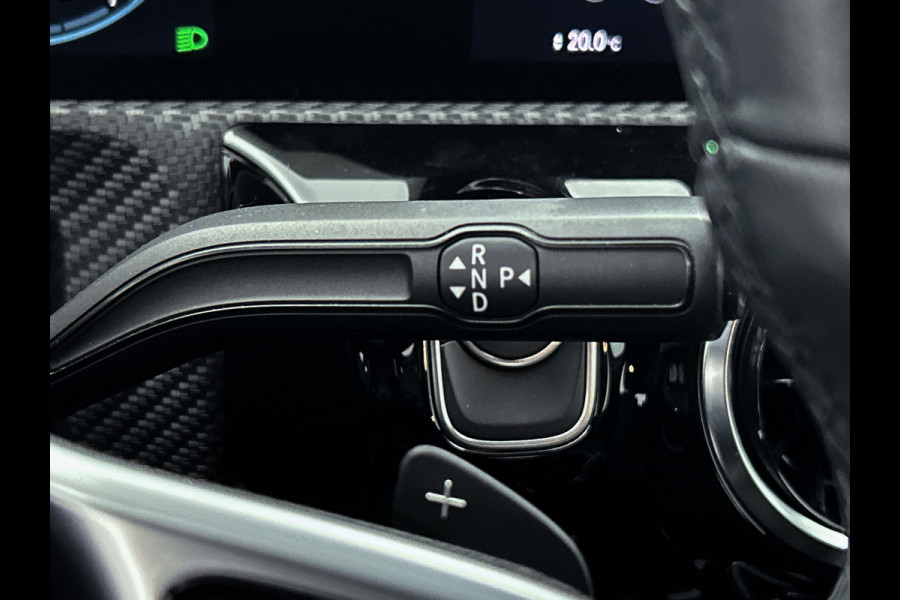 Mercedes-Benz A-Klasse 250 e Plug-In Hybride Lichtmetalen velgen | MBUX wide screen | Navigatie \ Parking support met camera achter | Inclusief 24 maanden MB Certified garantie voor Europa.