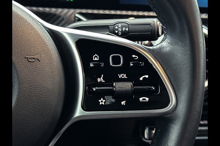 Mercedes-Benz A-Klasse 250 e Plug-In Hybride Lichtmetalen velgen | MBUX wide screen | Navigatie \ Parking support met camera achter | Inclusief 24 maanden MB Certified garantie voor Europa.