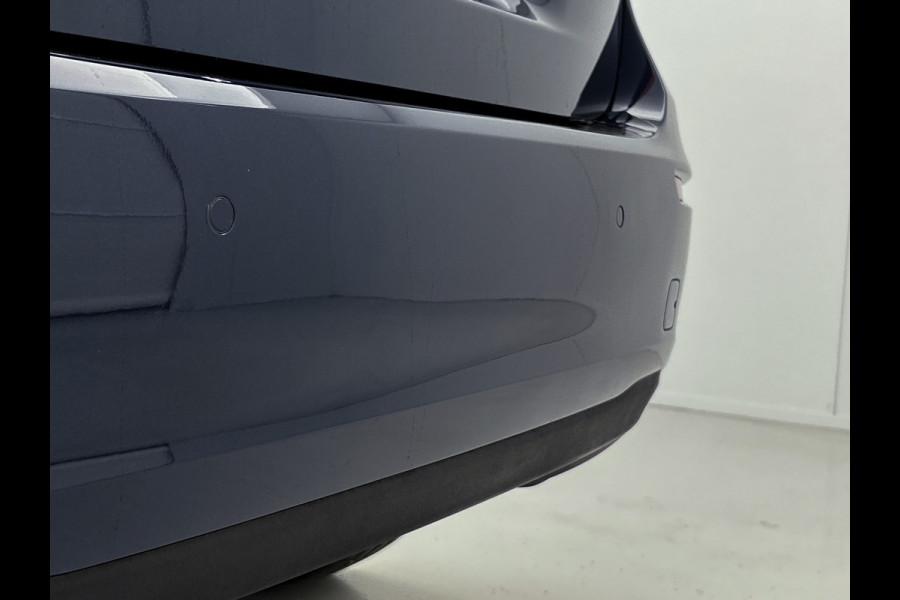Mercedes-Benz A-Klasse 250 e Plug-In Hybride Lichtmetalen velgen | MBUX wide screen | Navigatie \ Parking support met camera achter | Inclusief 24 maanden MB Certified garantie voor Europa.