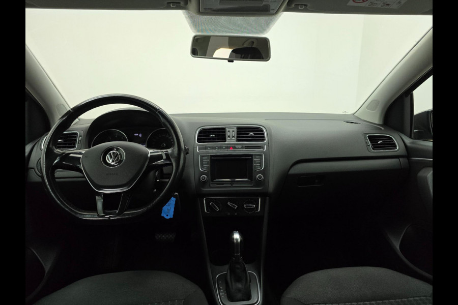 Volkswagen Polo Occasion 1.2 TSI Comfortline automaat | Parkeersensoren | Cruisecontrol | Tweedehands Volkswagen Polo antraciet