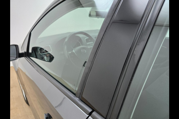 Volkswagen Polo Occasion 1.2 TSI Comfortline automaat | Parkeersensoren | Cruisecontrol | Tweedehands Volkswagen Polo antraciet