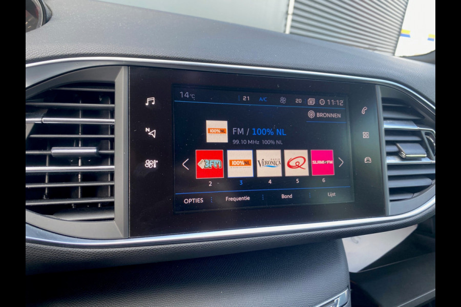 Peugeot 308 BWJ 2018 | 1.6 GT 225PK AUTOMAAT | CLIMA | NAVI | CRUISE | LED | 18'' LMV | PDC | CARPLAY | CAMERA |