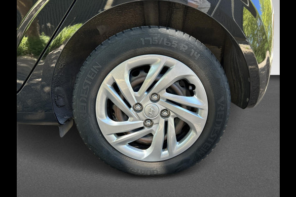 Hyundai i10 1.0 Premium Model 2021!
