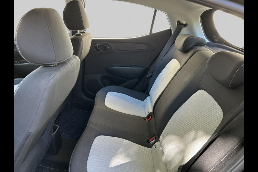 Hyundai i10 1.0 Premium Model 2021!