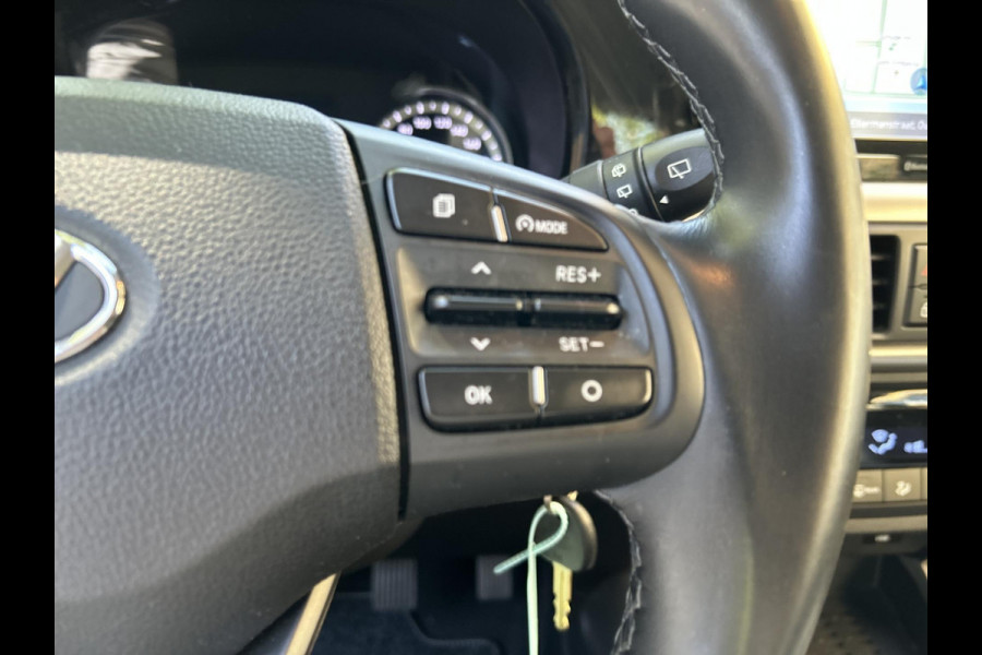 Hyundai i10 1.0 Premium Model 2021!