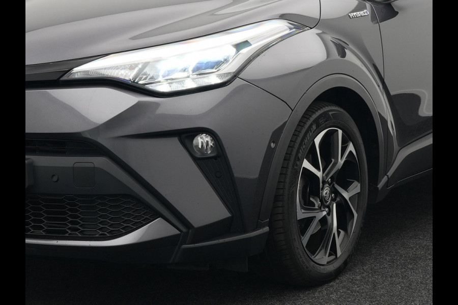 Toyota C-HR 2.0 Hybrid Dynamic 184pk | Dode Hoek | Camera | Carplay | Stoelen/Stuur Verwarming | DAB | Led | Keyless | 18"L.M |