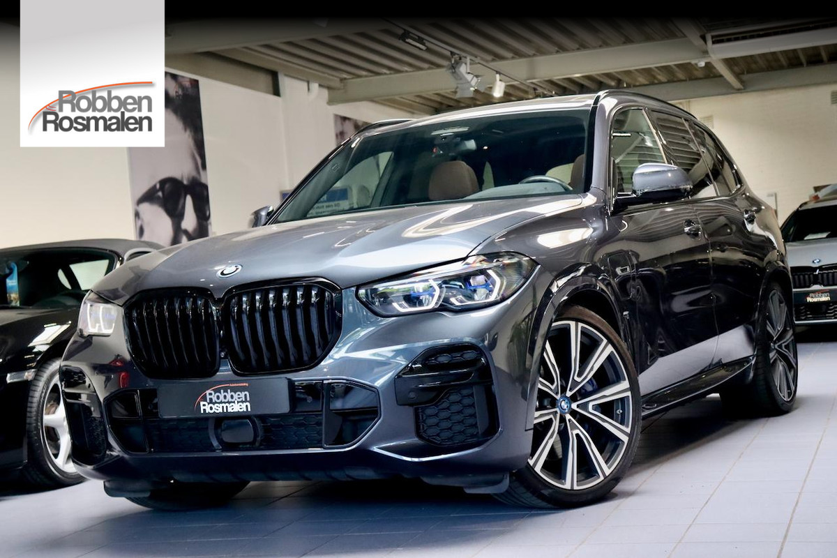 BMW X5 xDrive45e M Sport|4W Stur|22''|PANO|Softc|Hud