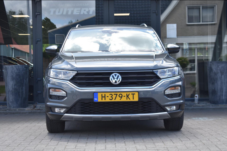 Volkswagen T-Roc 1.0 TSI | CAMERA | APPLE CARPLAY | ANDROID AUTO | NAVIGATIE | ADAPT. CRUISE CONTROLE | CLIMATE CONTROLE | NAP