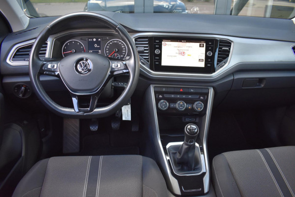 Volkswagen T-Roc 1.0 TSI | CAMERA | APPLE CARPLAY | ANDROID AUTO | NAVIGATIE | ADAPT. CRUISE CONTROLE | CLIMATE CONTROLE | NAP