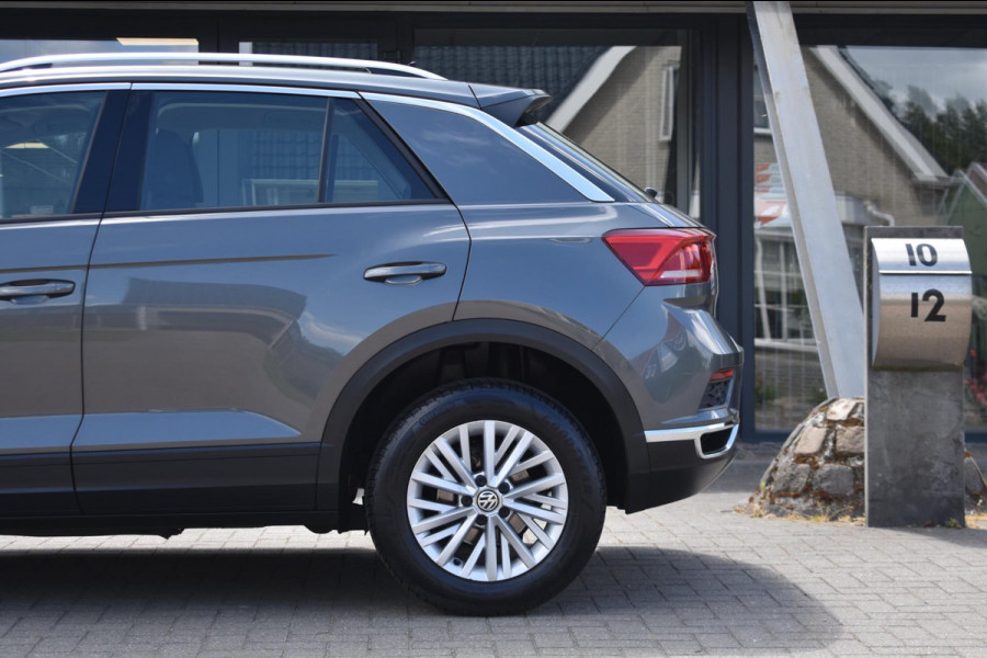 Volkswagen T-Roc 1.0 TSI | CAMERA | APPLE CARPLAY | ANDROID AUTO | NAVIGATIE | ADAPT. CRUISE CONTROLE | CLIMATE CONTROLE | NAP