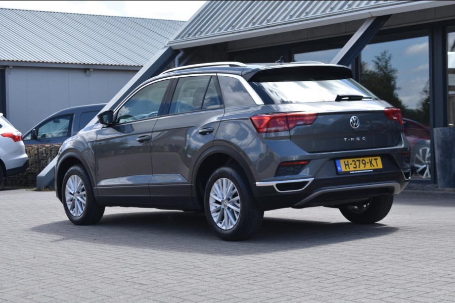 Volkswagen T-Roc 1.0 TSI | CAMERA | APPLE CARPLAY | ANDROID AUTO | NAVIGATIE | ADAPT. CRUISE CONTROLE | CLIMATE CONTROLE | NAP