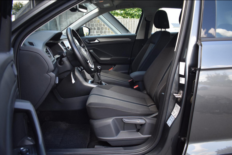 Volkswagen T-Roc 1.0 TSI | CAMERA | APPLE CARPLAY | ANDROID AUTO | NAVIGATIE | ADAPT. CRUISE CONTROLE | CLIMATE CONTROLE | NAP