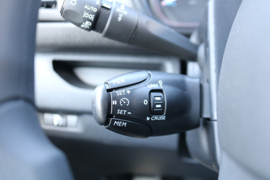 Fiat E-Scudo L3 H1 75 kWh Airco Navigatie 2x Schuifdeur