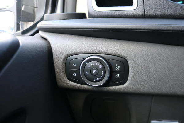 Ford Transit Custom 2.0 TDCI L2 H1 Sport Automaat Airco Navigatie Camera Trekhaak