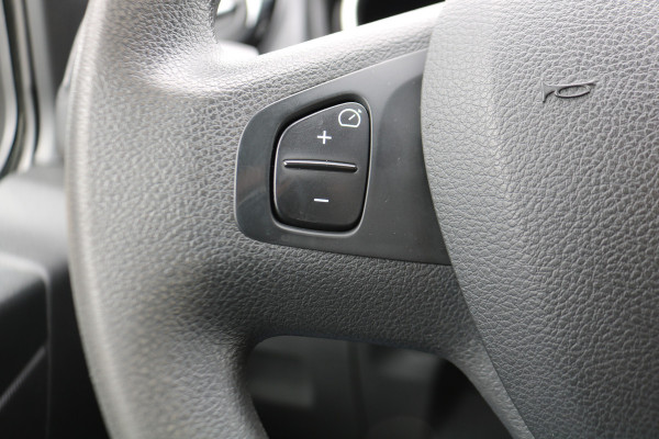 Renault Trafic 2.0 dCi 145pk L2 H1 Airco Imperiaal Trekhaak