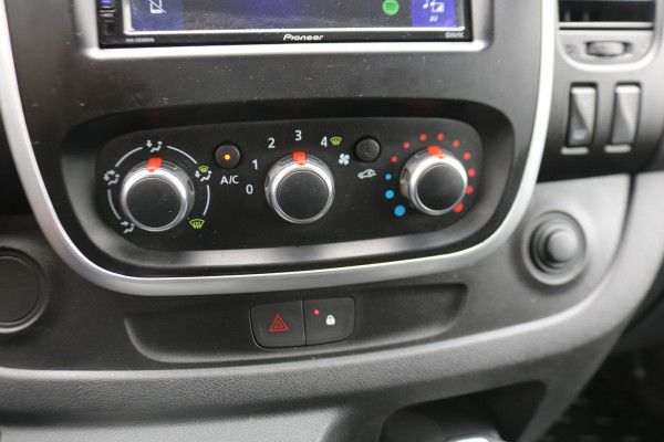 Renault Trafic 2.0 dCi 145pk L2 H1 Airco Imperiaal Trekhaak