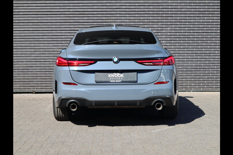 BMW 2 Serie Gran Coupé 220i M-Sport High Executive | Panodak | Stuurwiel verwarmd | ambient |