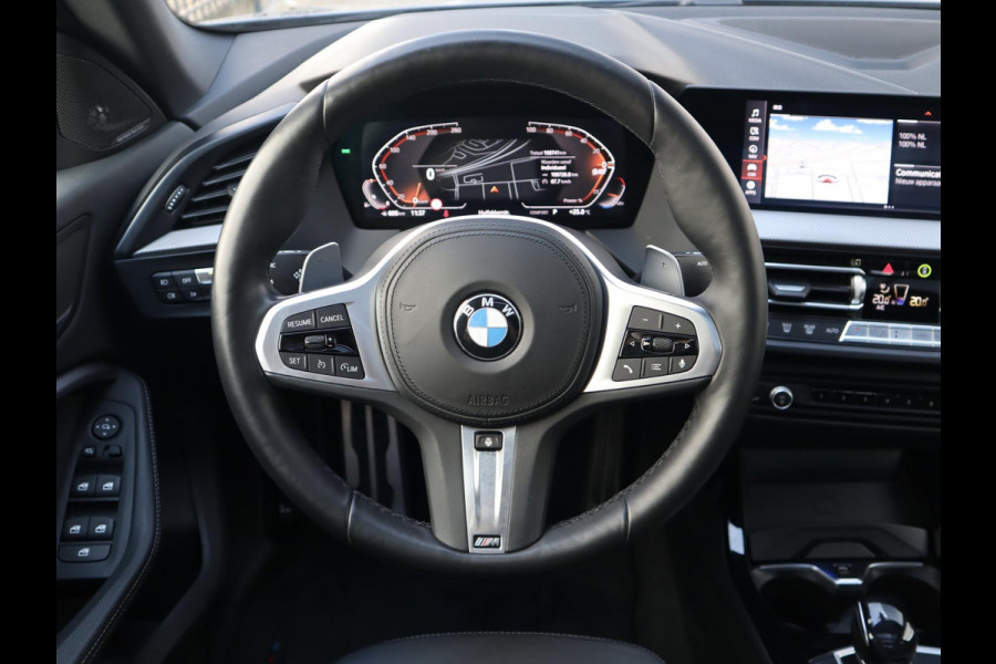 BMW 2 Serie Gran Coupé 220i M-Sport High Executive | Panodak | Stuurwiel verwarmd | ambient |