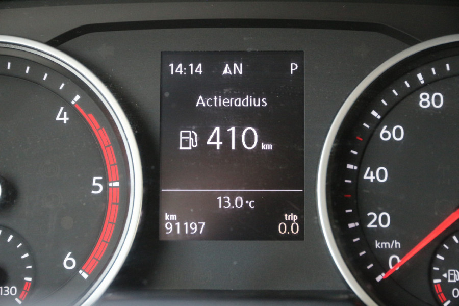 Volkswagen Crafter 50 2.0 TDI 177 | Aut. | 610x223x223 | 2.250kg laadvermogen | Clixtar | Uniek!!