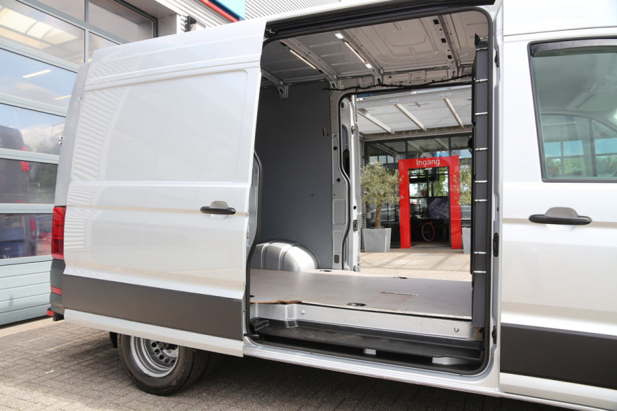 Volkswagen Crafter 50 2.0 TDI 177 | Aut. | 2x Schuifdeur | Standkachel | Massage | Airco..