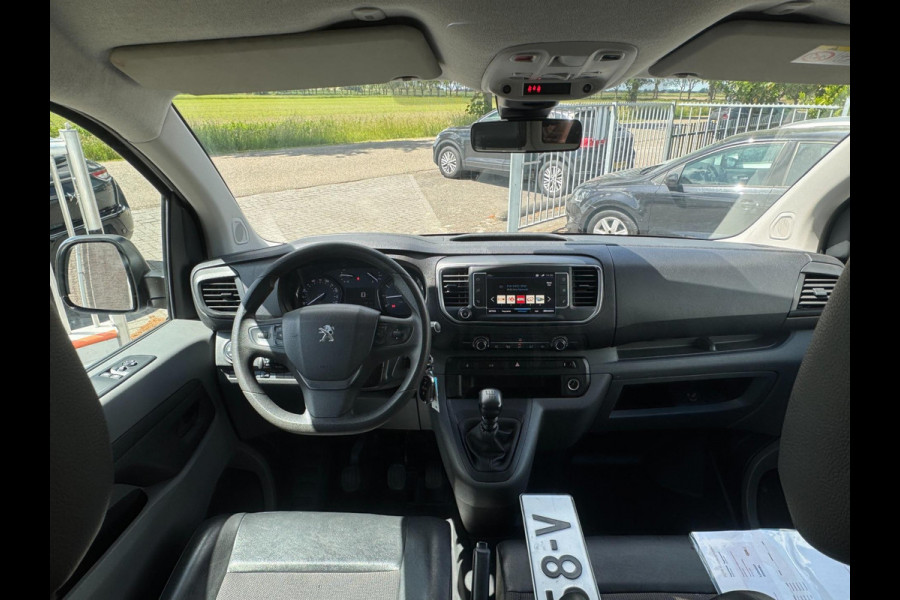 Peugeot Expert 2.0 BlueHDI 120 Standard Premium TREKHAAK / PDC V+A / CAMERA / NAVI / CARPLAY / SIDEBARS / CRUISE / 4-RIJMODUSSEN