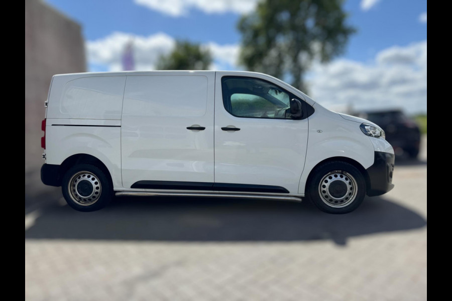 Peugeot Expert 2.0 BlueHDI 120 Standard Premium TREKHAAK / PDC V+A / CAMERA / NAVI / CARPLAY / SIDEBARS / CRUISE / 4-RIJMODUSSEN