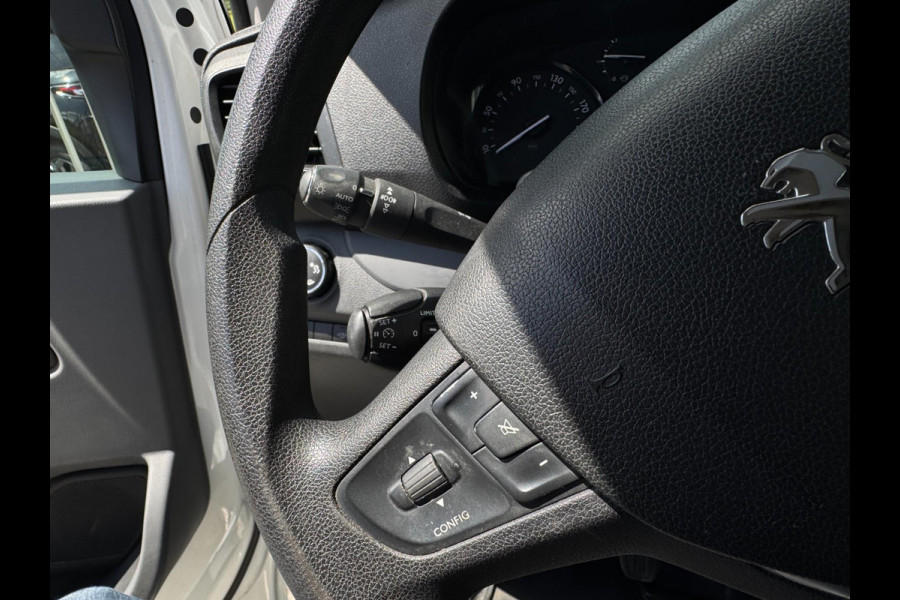 Peugeot Expert 2.0 BlueHDI 120 Standard Premium TREKHAAK / PDC V+A / CAMERA / NAVI / CARPLAY / SIDEBARS / CRUISE / 4-RIJMODUSSEN