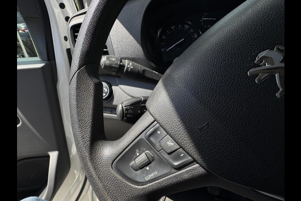 Peugeot Expert 2.0 BlueHDI 120 Standard Premium TREKHAAK / PDC V+A / CAMERA / NAVI / CARPLAY / SIDEBARS / CRUISE / 4-RIJMODUSSEN