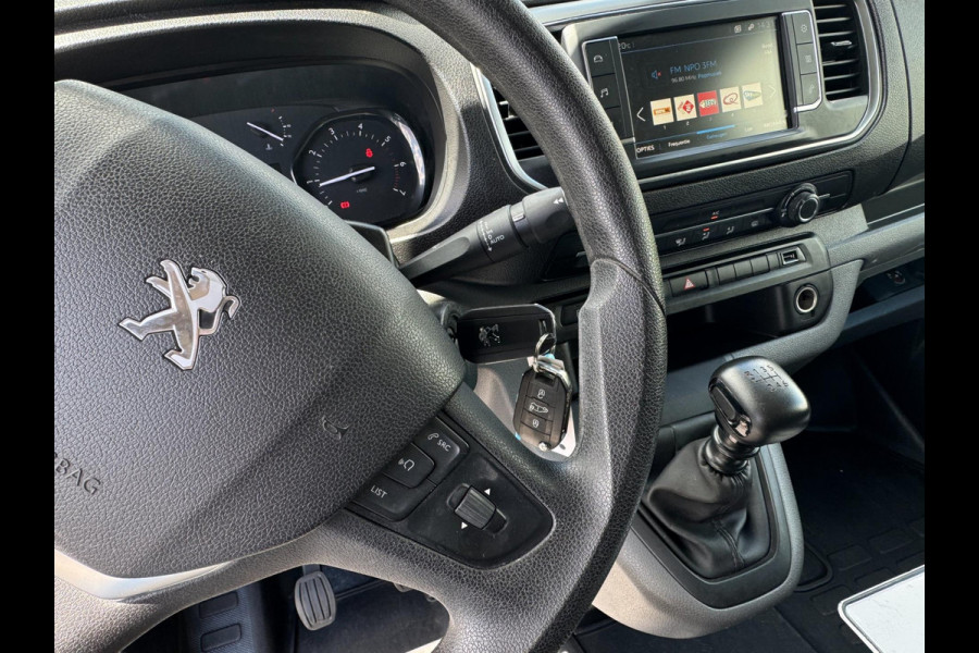 Peugeot Expert 2.0 BlueHDI 120 Standard Premium TREKHAAK / PDC V+A / CAMERA / NAVI / CARPLAY / SIDEBARS / CRUISE / 4-RIJMODUSSEN