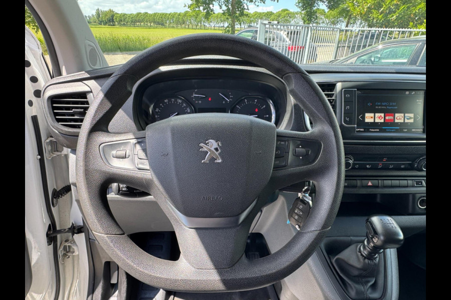 Peugeot Expert 2.0 BlueHDI 120 Standard Premium TREKHAAK / PDC V+A / CAMERA / NAVI / CARPLAY / SIDEBARS / CRUISE / 4-RIJMODUSSEN