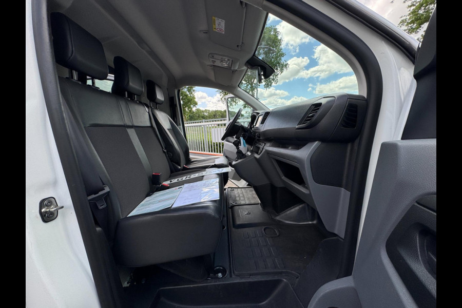 Peugeot Expert 2.0 BlueHDI 120 Standard Premium TREKHAAK / PDC V+A / CAMERA / NAVI / CARPLAY / SIDEBARS / CRUISE / 4-RIJMODUSSEN