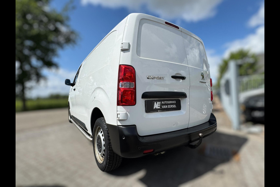 Peugeot Expert 2.0 BlueHDI 120 Standard Premium TREKHAAK / PDC V+A / CAMERA / NAVI / CARPLAY / SIDEBARS / CRUISE / 4-RIJMODUSSEN