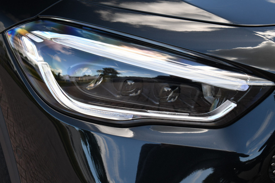 Mercedes-Benz GLA 250 e AMG Pano Night Camera m-LED