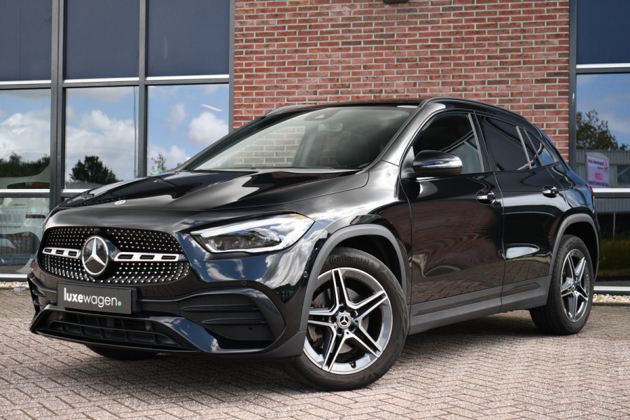 Mercedes-Benz GLA 250 e AMG Pano Night Camera m-LED