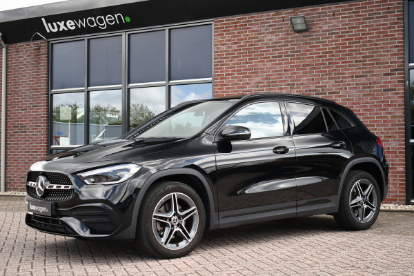 Mercedes-Benz GLA 250 e AMG Pano Night Camera m-LED