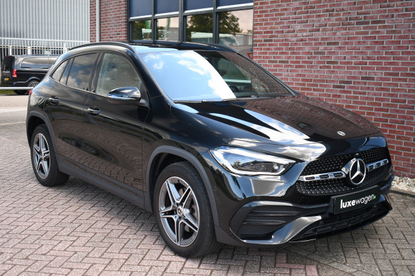 Mercedes-Benz GLA 250 e AMG Pano Night Camera m-LED