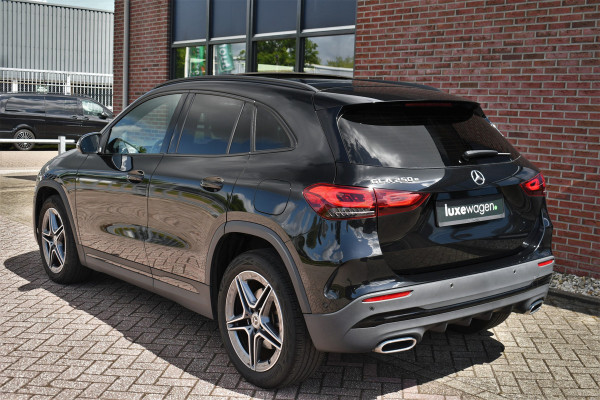 Mercedes-Benz GLA 250 e AMG Pano Night Camera m-LED