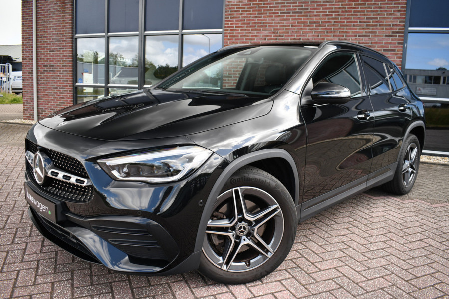 Mercedes-Benz GLA 250 e AMG Pano Night Camera m-LED