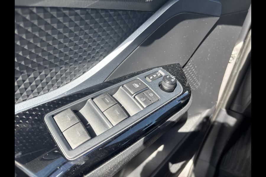 Toyota C-HR 2.0 Hybrid Style