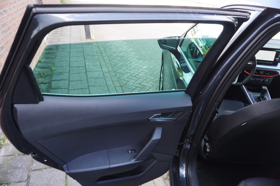 Seat Arona 1.0 EcoTSI 115PK FR/Automaat/ Two-Color/ Virtual Cockpit/Camera/17Inch.LMV