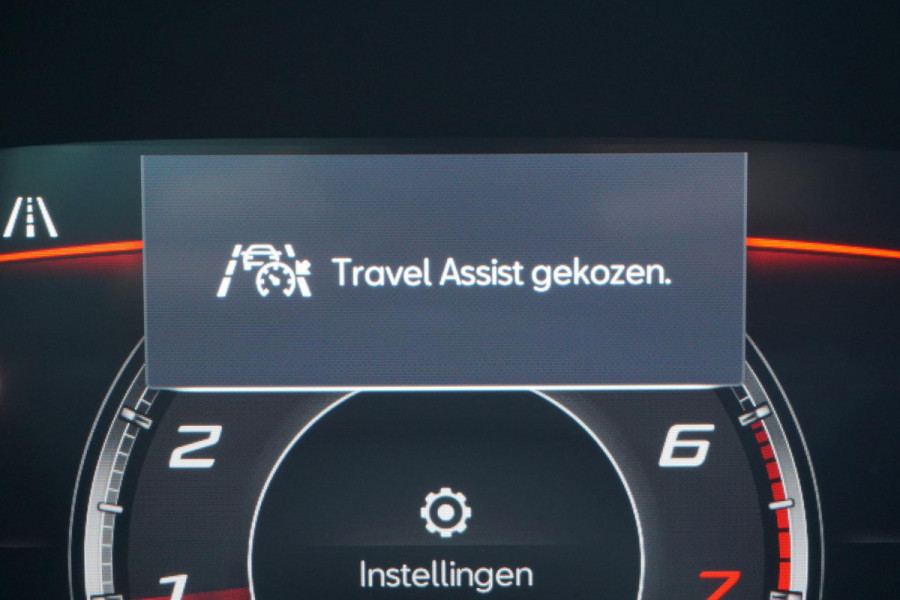 Seat Arona 1.0 EcoTSI 115PK FR/Automaat/ Two-Color/ Virtual Cockpit/Camera/17Inch.LMV