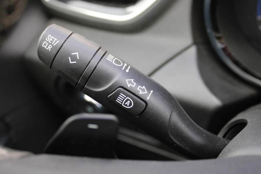 Opel Grandland X 1.6 Turbo Hybrid4 Ultimate | Trekhaak | Camera | Stoelverwarming