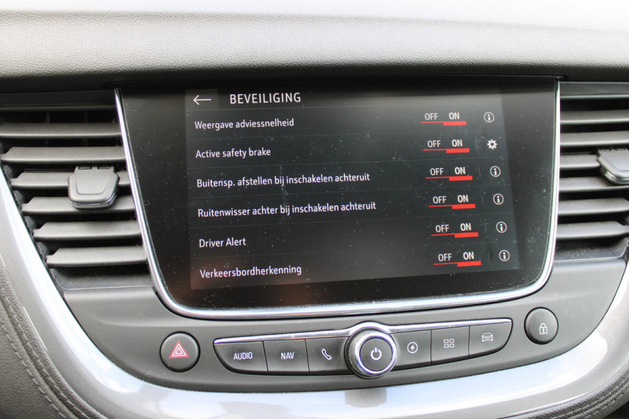 Opel Grandland X 1.6 Turbo Hybrid4 Ultimate | Trekhaak | Camera | Stoelverwarming