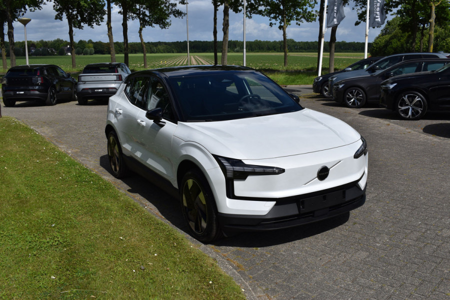 Volvo EX30 Single Motor Extended Range Plus 69 kWh | H&k | ACC | BLIS | Camera | Stoelverwarming | 19"LMV